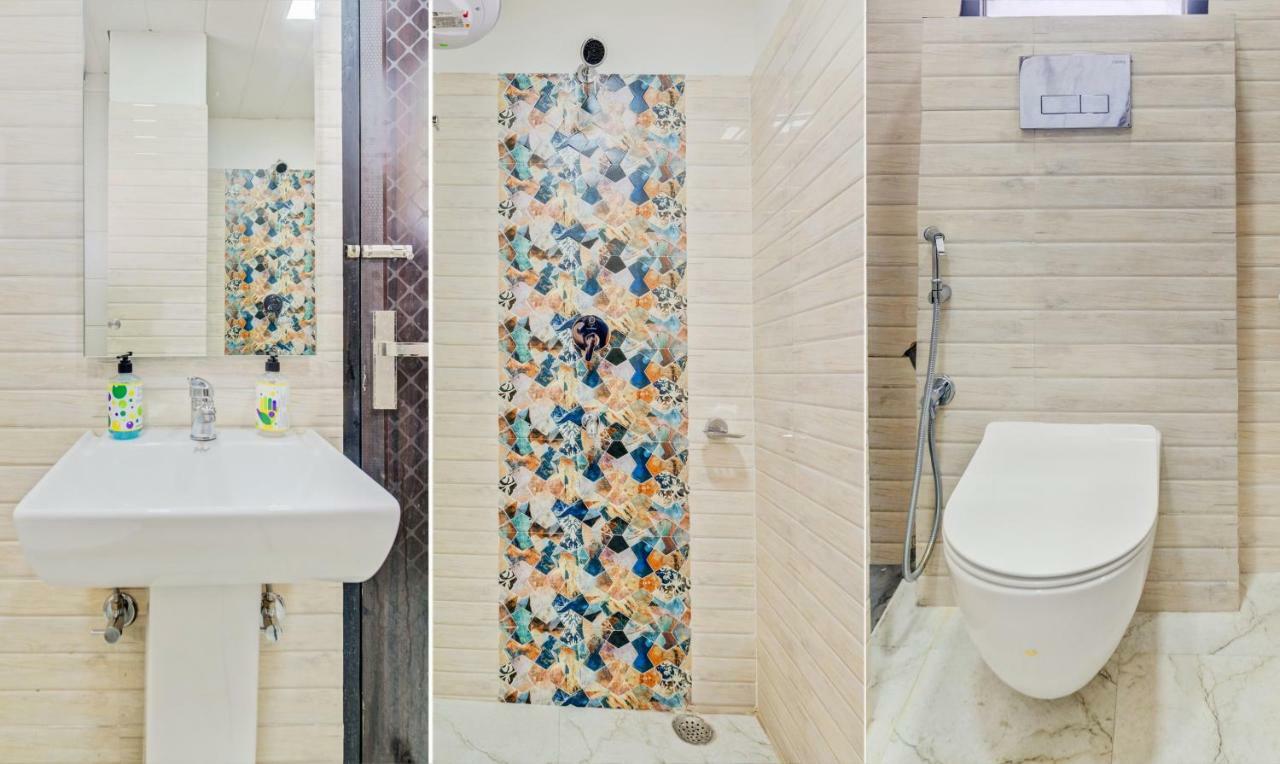 Hotel Nysha Palace Near Igi Airport Új-Delhi Kültér fotó